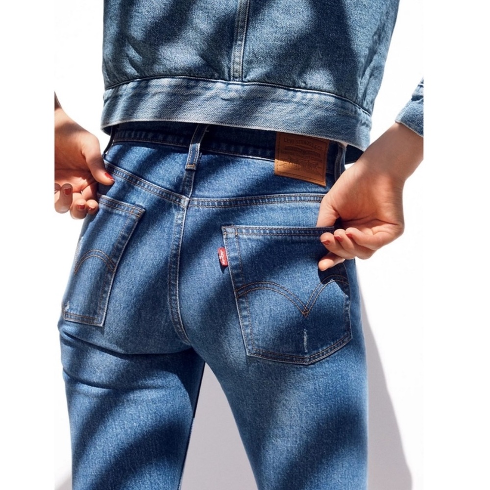 Levi's® Premium WEDGIE STRAIGHT ANKLE WOMEN'S JEANS size 23 - Picture 2 of 10